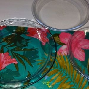 A variety of Pyrex pie plates